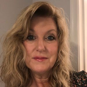 Meet your Posher, Janet